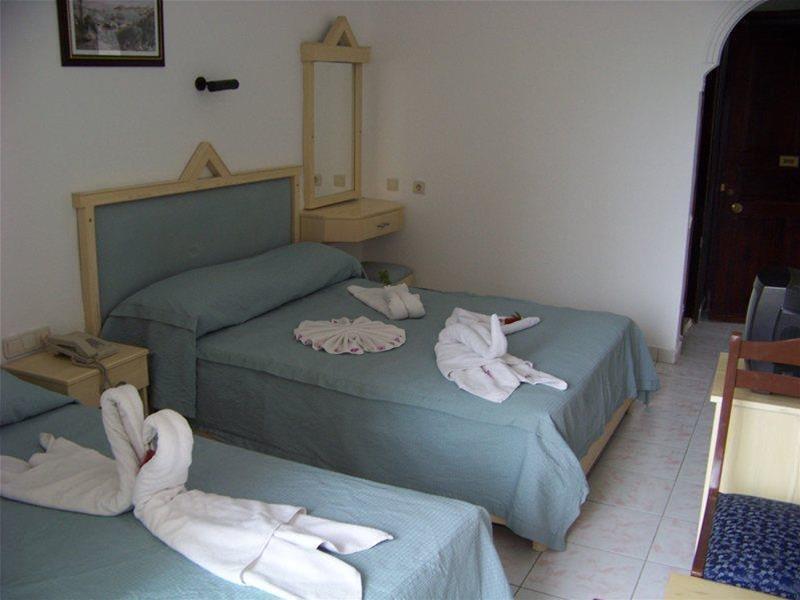 Glaros Hotel Αλάνια Εξωτερικό φωτογραφία
